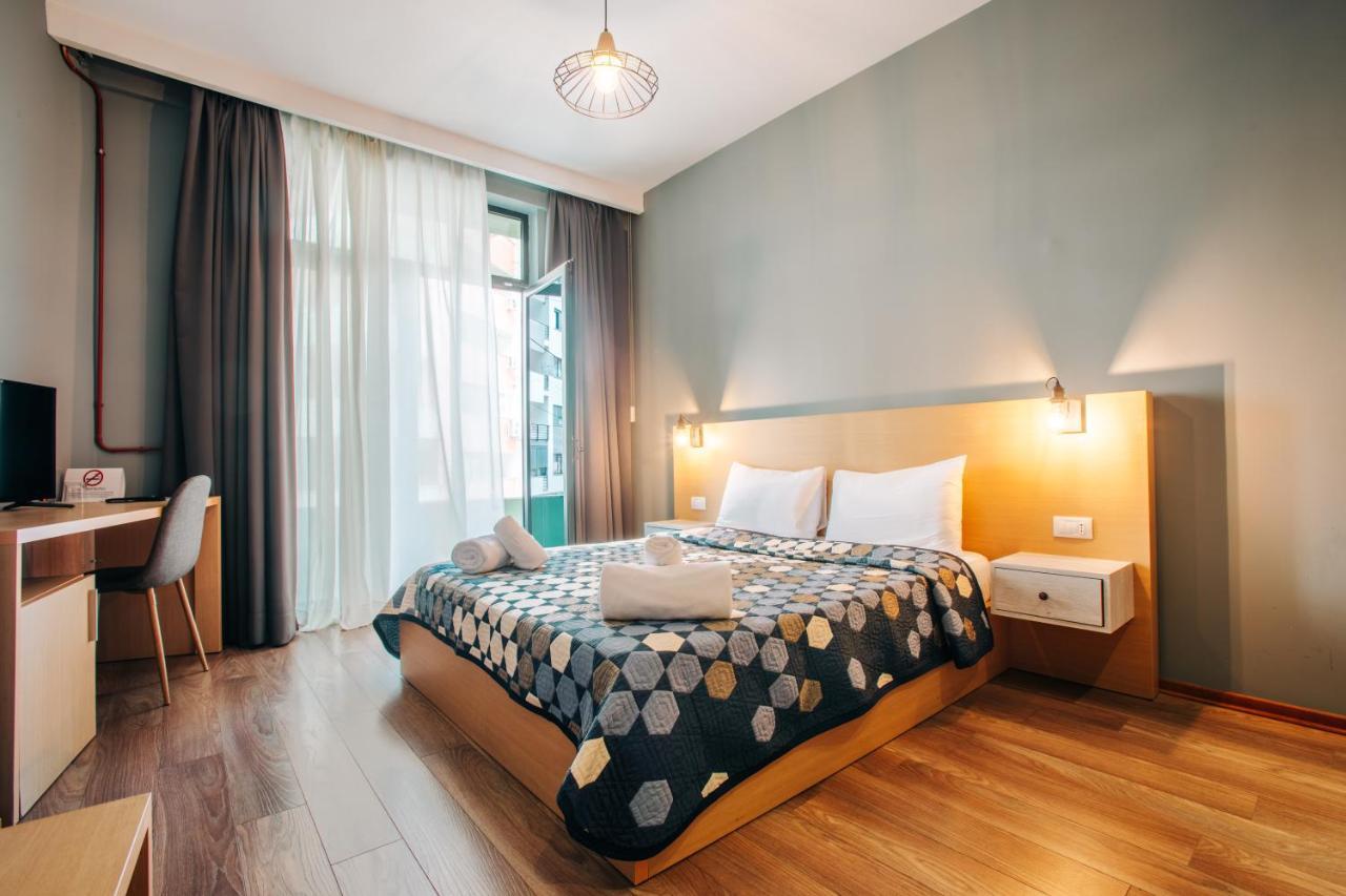 Arc Hotel Tirana Yzberish Ngoại thất bức ảnh