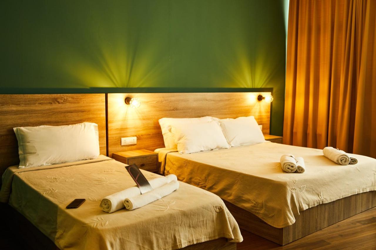 Arc Hotel Tirana Yzberish Ngoại thất bức ảnh