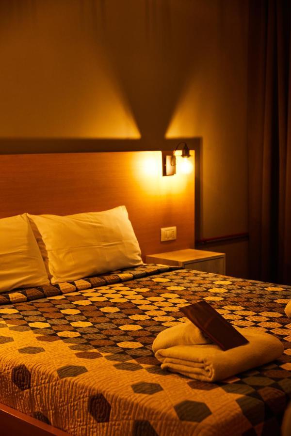 Arc Hotel Tirana Yzberish Ngoại thất bức ảnh