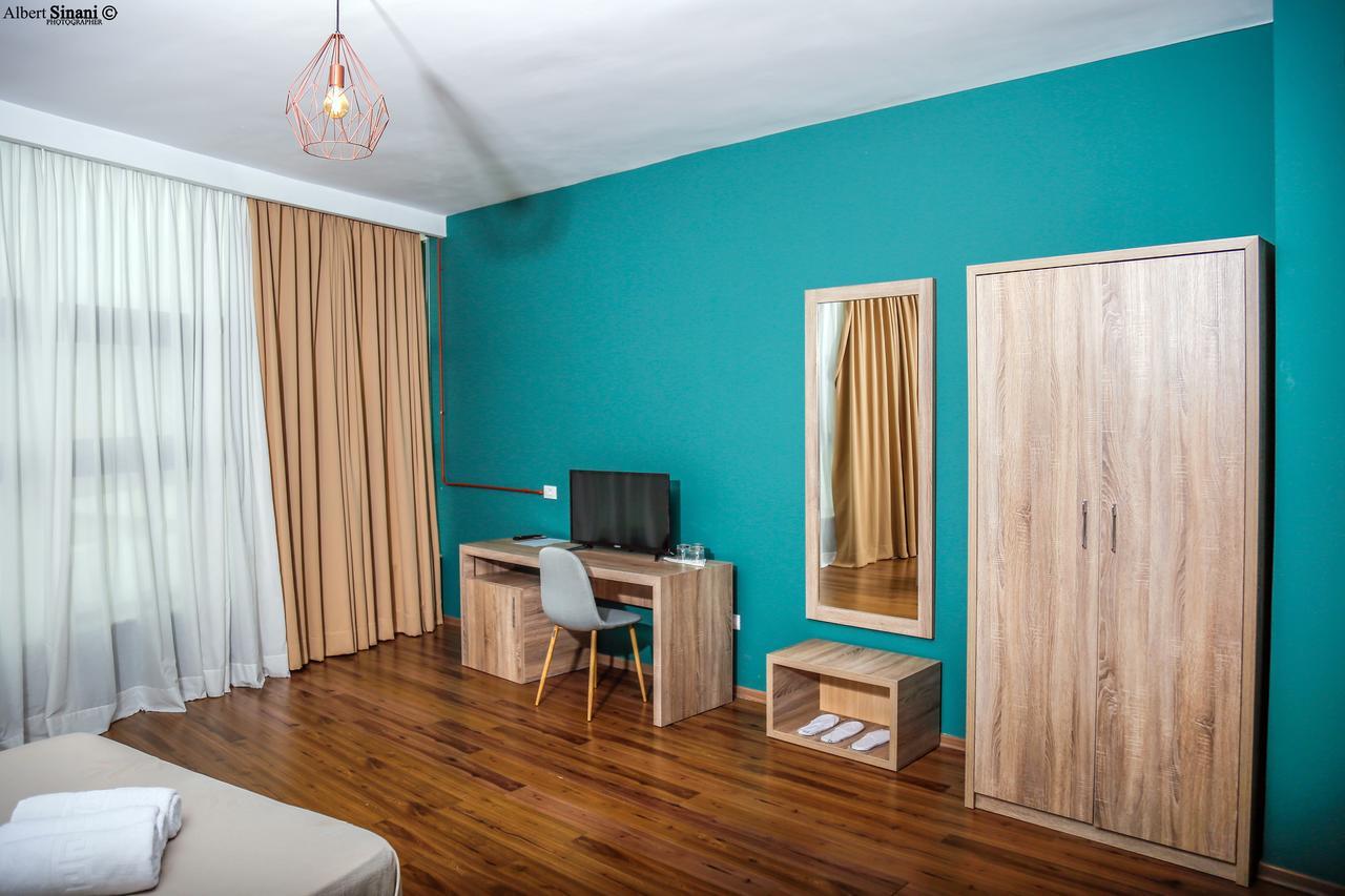 Arc Hotel Tirana Yzberish Ngoại thất bức ảnh