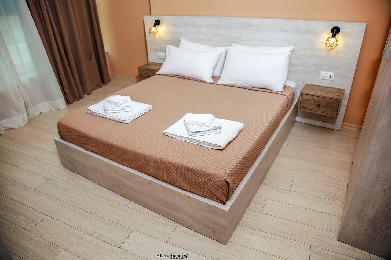 Arc Hotel Tirana Yzberish Ngoại thất bức ảnh